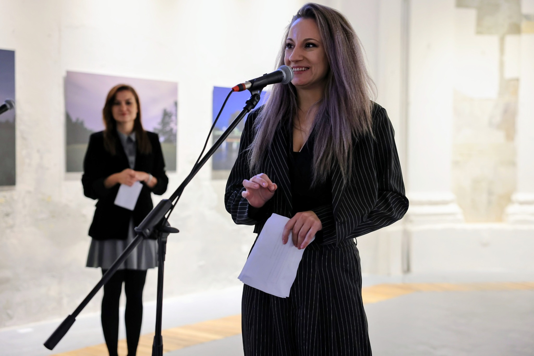 KÉPZETEK című kiállítás ösztöndíjasok alkotásaiból Révkomáromban.jpg