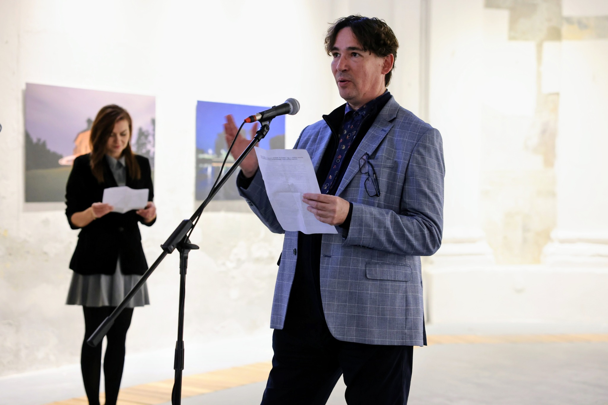 KÉPZETEK című kiállítás ösztöndíjasok alkotásaiból Révkomáromban.jpg